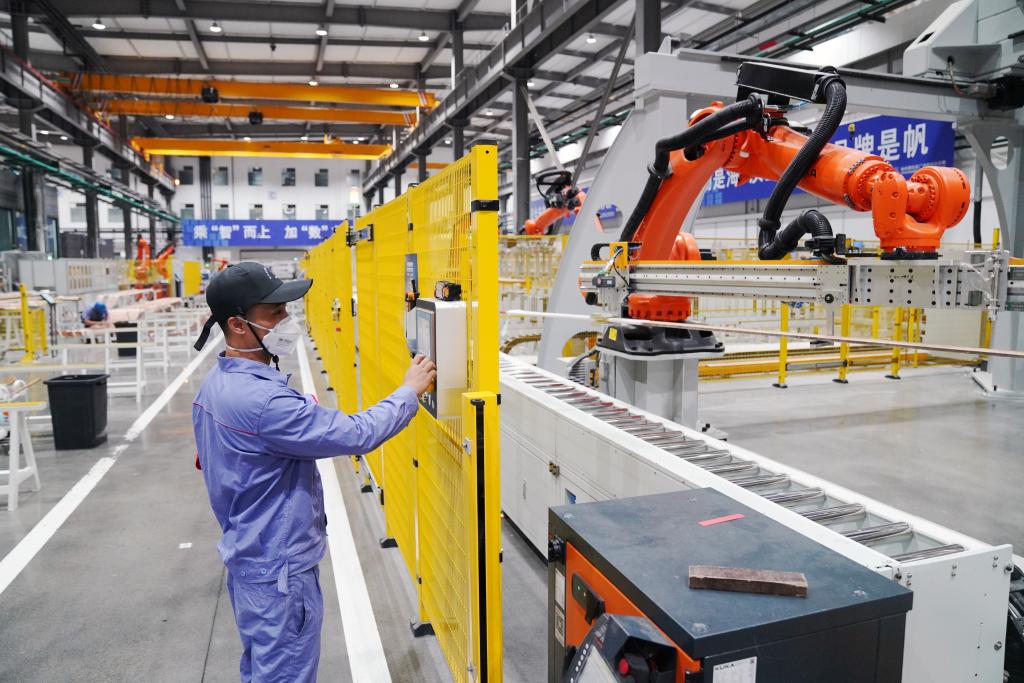 財經(jīng)聚焦丨這份“500強”榜單記錄“中國制造”成長軌跡 化學原料和化學制品制造業(yè)的崛起與啟示